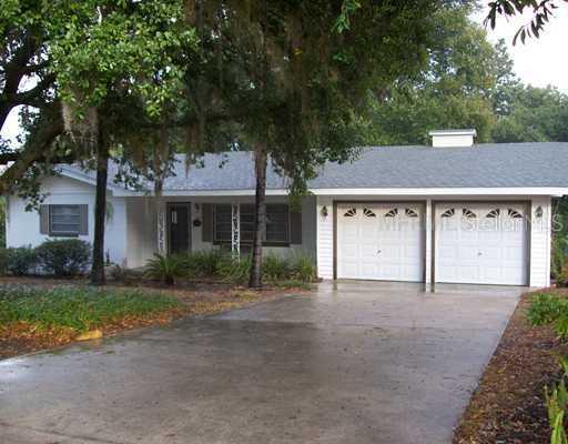1406 Crestview Dr., Mount Dora, FL 32757