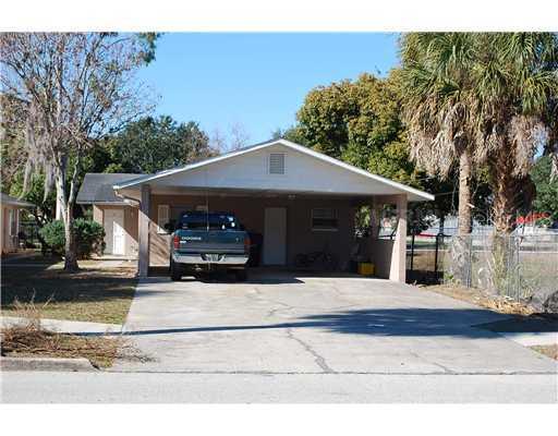 701 N New Hampshire Ave., Tavares, FL 32778