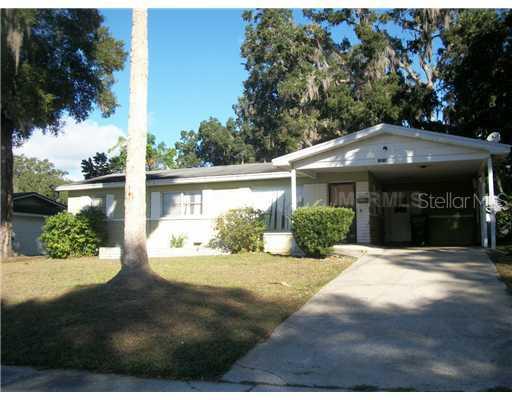 1616 Hampton Rd., Leesburg, FL 34748