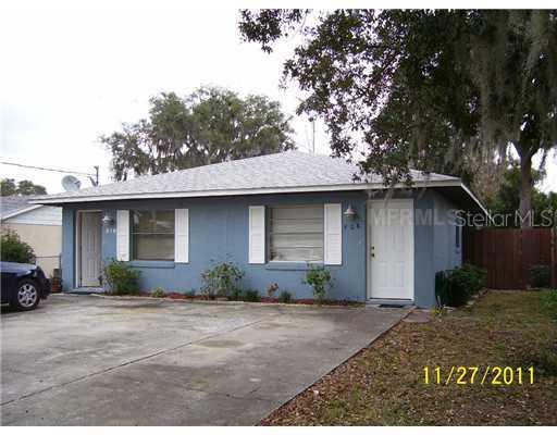 910 Rockingham Ave., Tavares, FL 32778