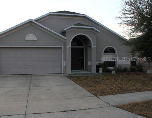 3942 Hillingdon Rd., Tavares, FL 32778