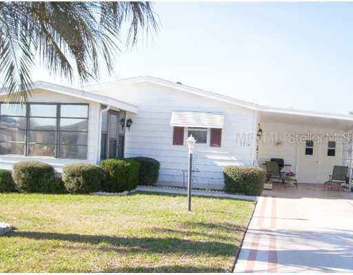 1718 Myrtle Beach Dr., The Villages, FL 32159