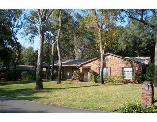 444 Laura Ln., Mount Dora, FL 32757