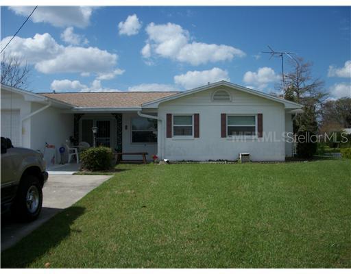 1631 Canal Ct., Tavares, FL 32778