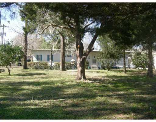 25007 Holiday Rd., Astor, FL 32102