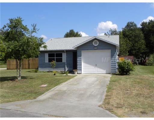 2718 Lorraine Dr., Leesburg, FL 34748