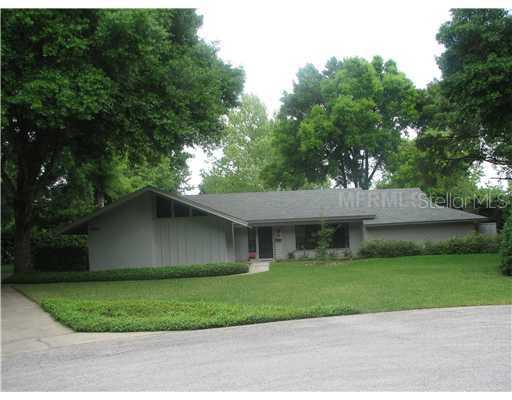 481 Lake Forest Circle, Mount Dora, FL 32757