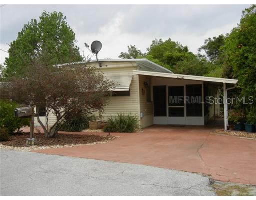 1010 Oakland Cir., Tavares, FL 32778