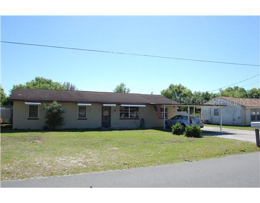 31325 Saunders Cir., Tavares, FL 32778