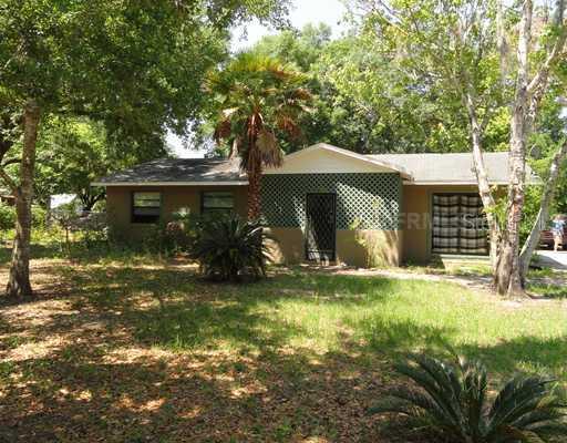 290 Garden Ave., Groveland, FL 34736