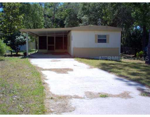 12565 SE 143 Court, Ocklawaha, FL 32179