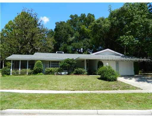 1304 Oakland Dr., Mount Dora, FL 32757
