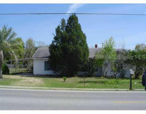 1120 Dora Ave., Tavares, FL 32778