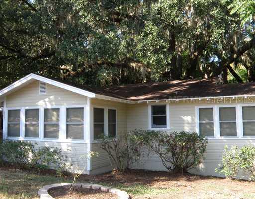 2107 Donnelly St., Mount Dora, FL 32757