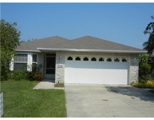 2741 Bay Lagoon Way, Tavares, FL 32778