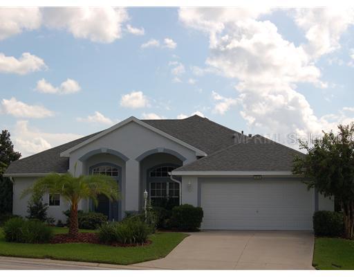 3218 Bahama Cir., Tavares, FL 32778