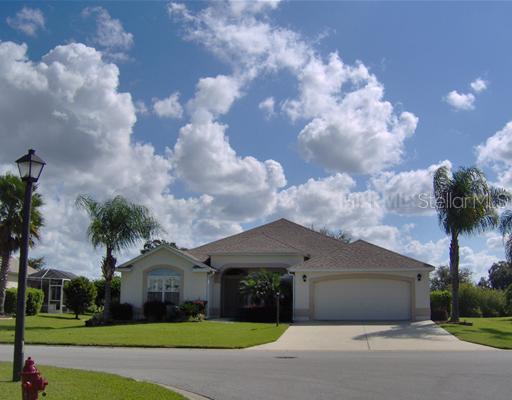 2275 Callaway Dr., The Villages, FL 32162