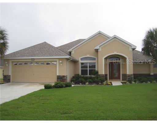 2040 Bayside Ave., Mount Dora, FL 32757