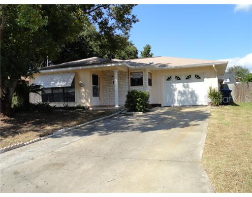 1062 Park Dr., Tavares, FL 32778