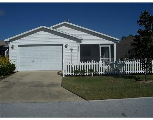 2355 Pine Ridge St., The Villages, FL 32162