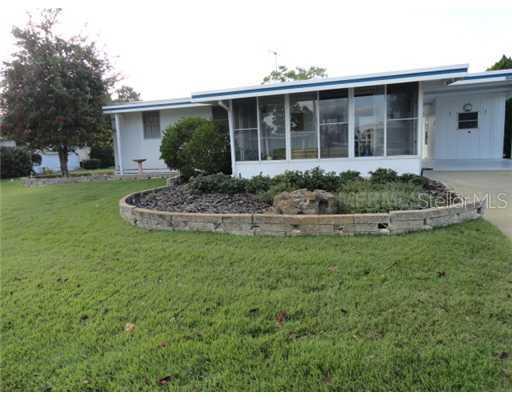 1009 Morningview Dr., Tavares, FL 32778