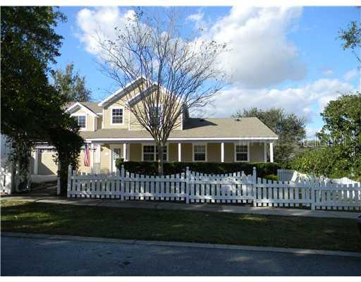 1611 Laurel Way, Tavares, FL 32778