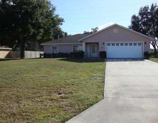 303 Water Shore Dr., Leesburg, FL 34748