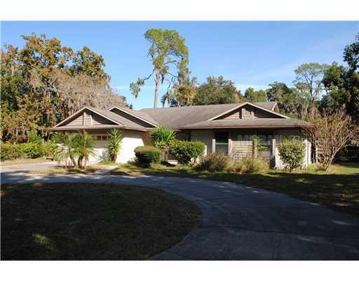 4039 Davenport Ln., Mount Dora, FL 32757