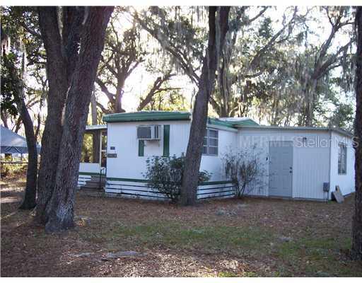 1096 Cr 482n, Lake Panasoffkee, FL 33538