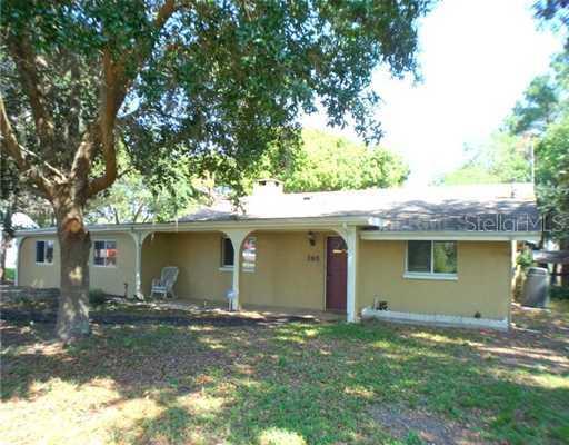 395 Catherine Ln., Groveland, FL 34736