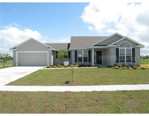 520 Tortola Ave., Tavares, FL 32778