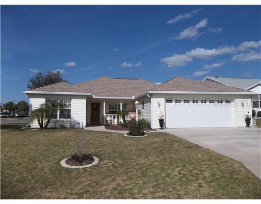 307 Scotia St., The Villages, FL 32162
