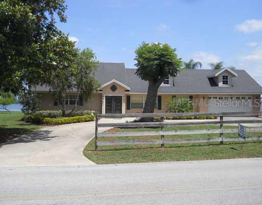 16717 E Shirley Shores Rd., Tavares, FL 32778