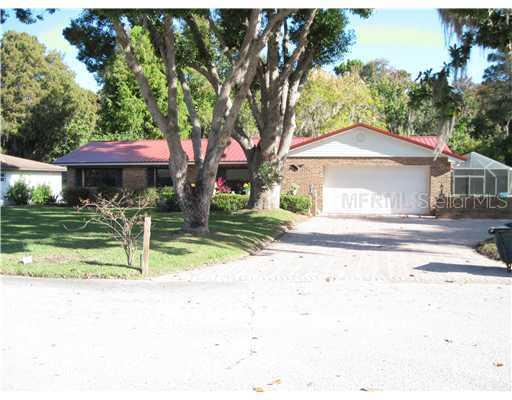 31836 Bay St., Tavares, FL 32778