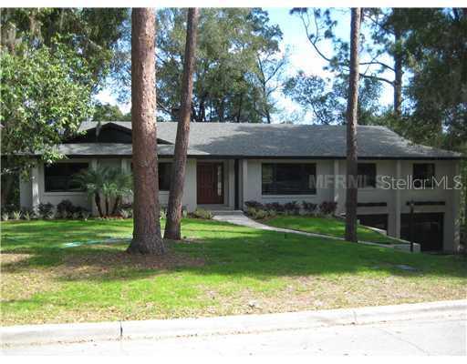 2020 Hilltop Dr., Mount Dora, FL 32757