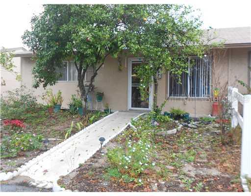 645 E Rosewood Ln. #124, Tavares, FL 32778