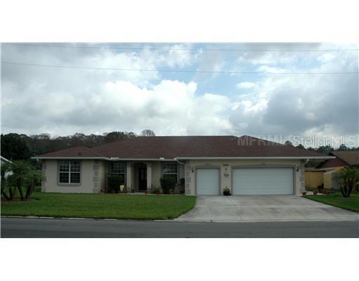 26626 Bermuda Dr., Tavares, FL 32778