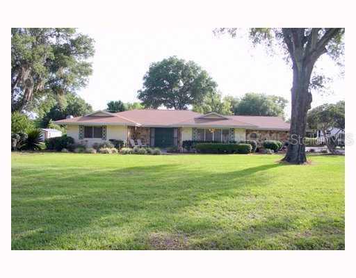 215 W Elberta St., Groveland, FL 34736