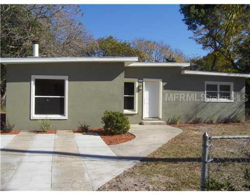 1390 Oak Dr., Mount Dora, FL 32757