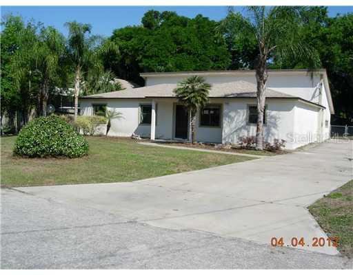 10907 Memory Ln., Tavares, FL 32778