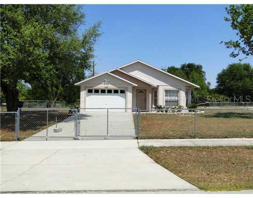 321 Betty Ln., Mascotte, FL 34753
