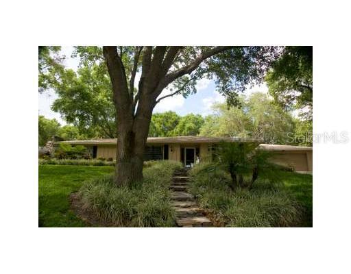 2218 Dogwood Cir., Mount Dora, FL 32757