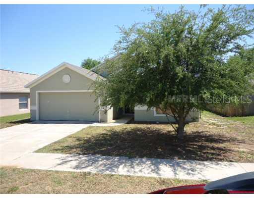 4168 Waltham Forest Dr., Tavares, FL 32778