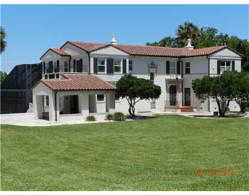 1022 Shore Acres Dr., Leesburg, FL 34748