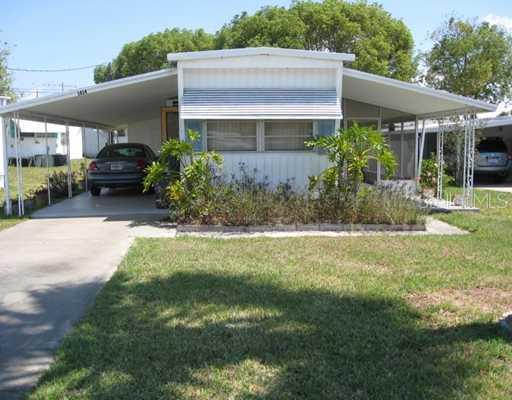 1414 Lakeview Dr., Tavares, FL 32778