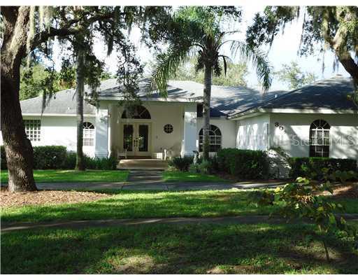 304 E Bay St., Davenport, FL 33837