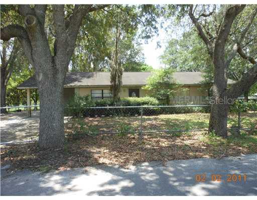 1444 Ardmore Rd., Groveland, FL 34736