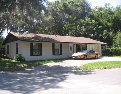 1329 N Rhodes St., Mount Dora, FL 32757