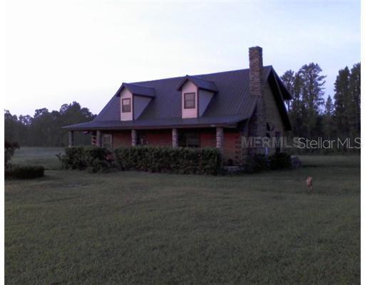 3330 Lake Erie Rd., Groveland, FL 34736