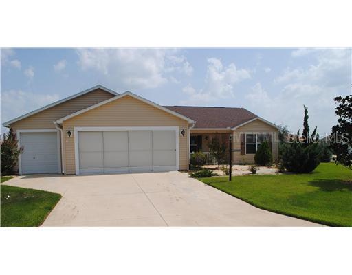 1416 Tallowtree Dr., The Villages, FL 32162